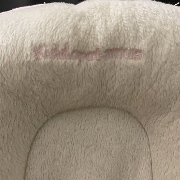 Snuggly Car Seat Insert Pink - Picture 3 of 3